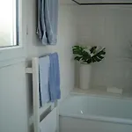 Oda ve Kahvaltı Le Clos Des Carmes *