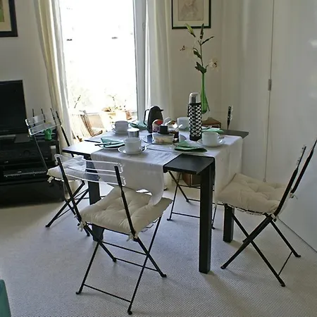Le Clos Des Carmes Couette-café