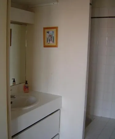 Le Clos Des Carmes לינה וארוחת בוקר *