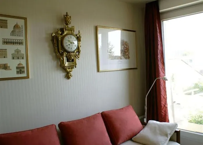 Le Clos Des Carmes B&B