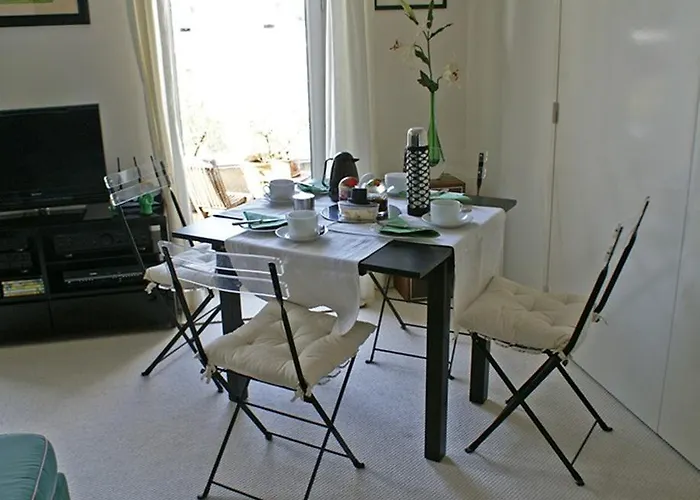 Le Clos Des Carmes Bed & Breakfast