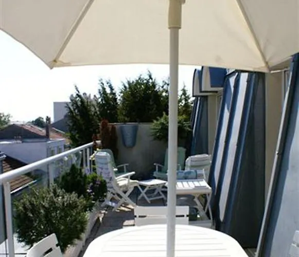 Le Clos Des Carmes *